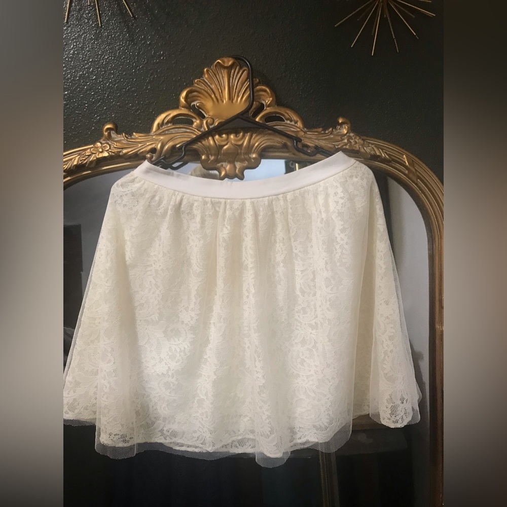 NWT Express Lace Skirt
